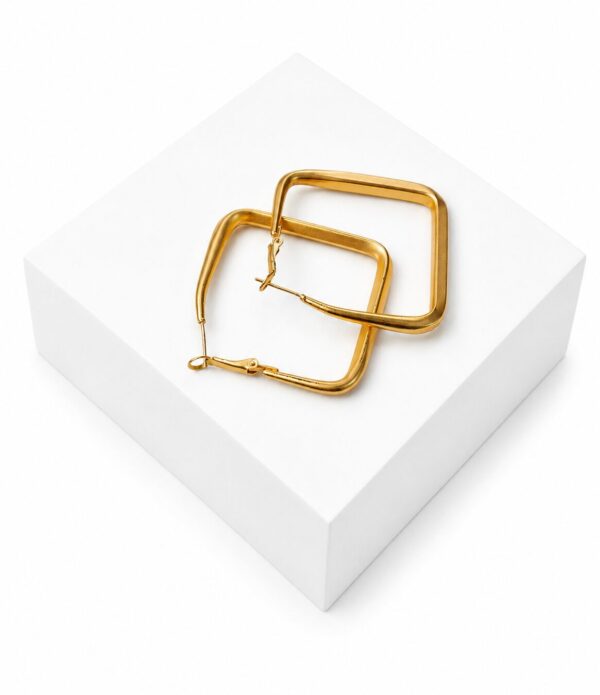 98AAEE4C-4556-4428-A071-B40F33ED0ECC Chunky square hoop earrings